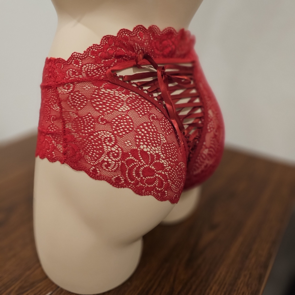 Lace cheeky panties, Red, Small